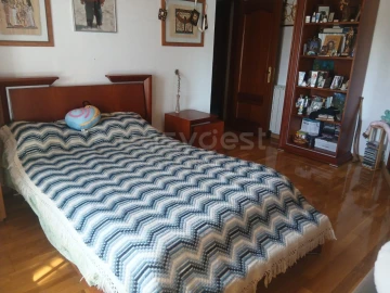 Moradia T4 para Venda em Larinho