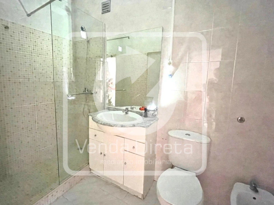 Apartamento T3 para Venda em Moita Foto 13