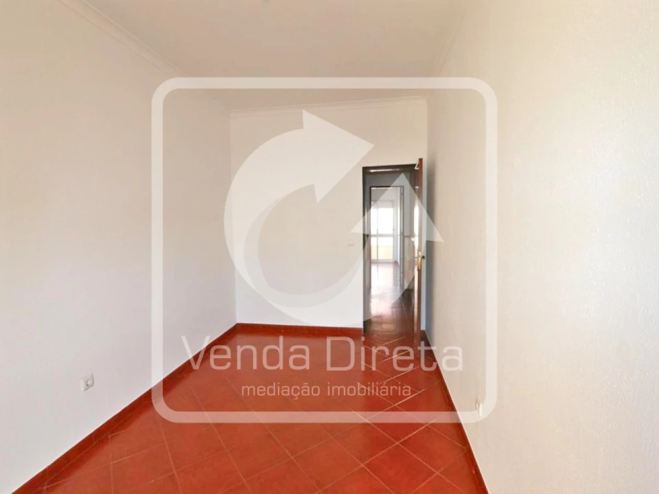 Apartamento T3 para Venda em Moita Foto 8