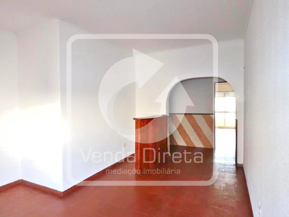 Apartamento T3 para Venda em Moita Foto 4