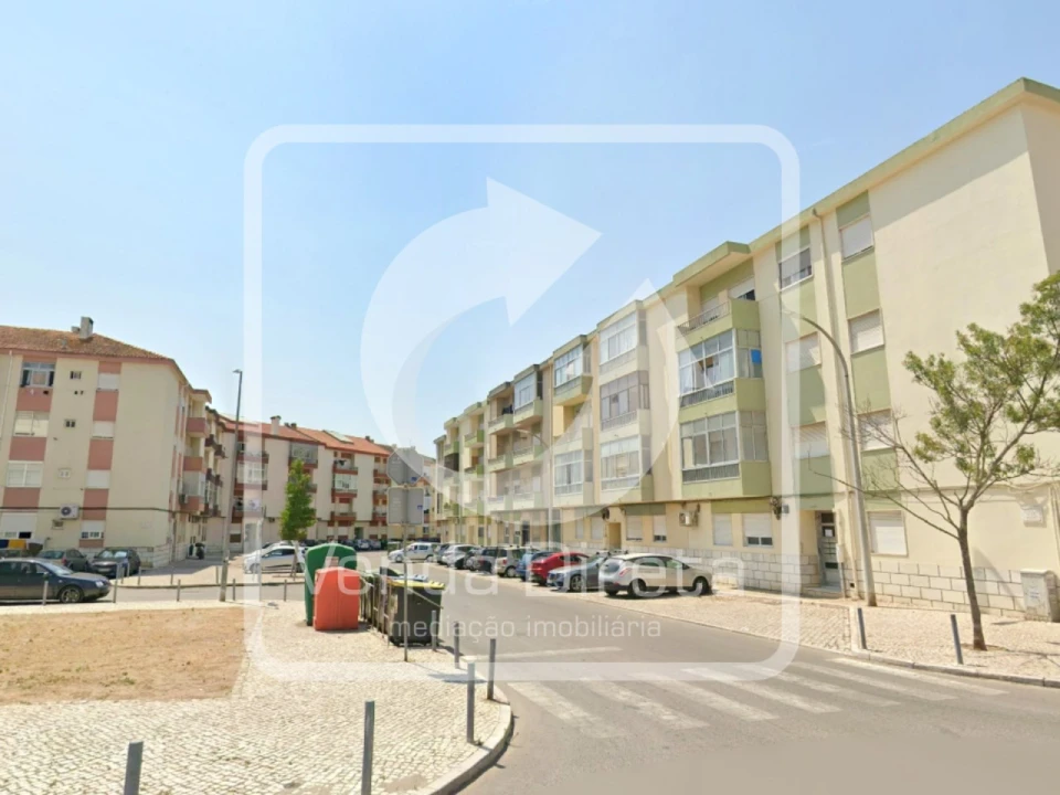 Apartamento T3 para Venda em Moita Foto 16