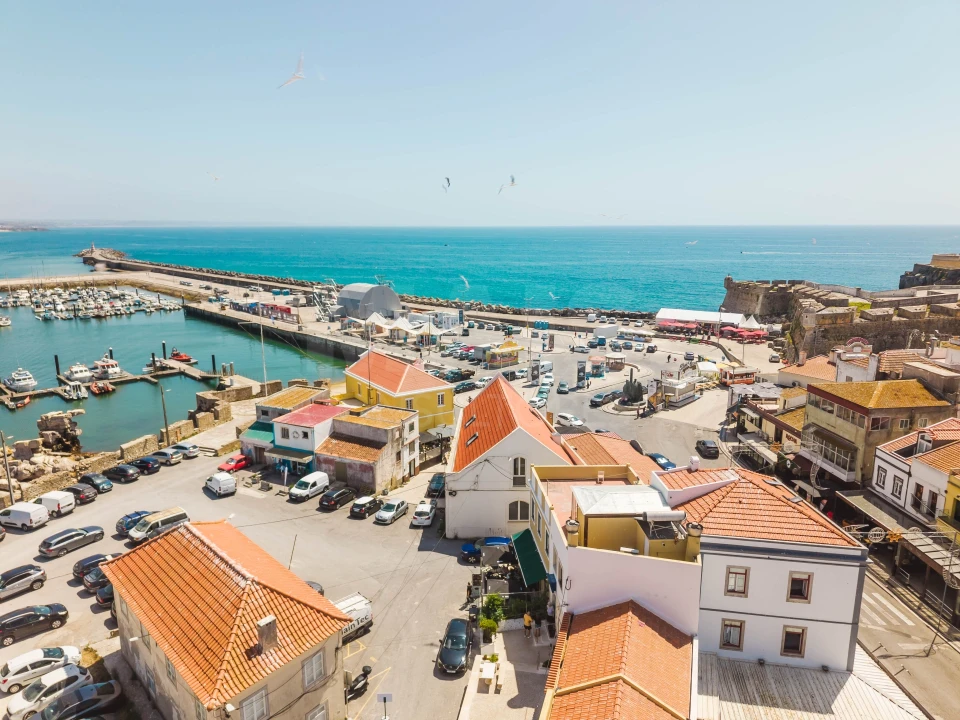 Prédio para Venda em Peniche Foto 1