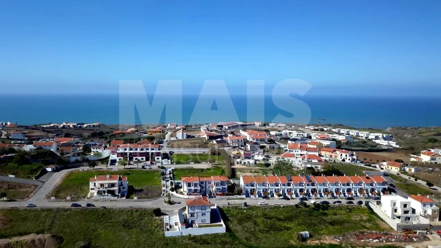 Terreno para Venda em Lourinhã e Atalaia Foto 5