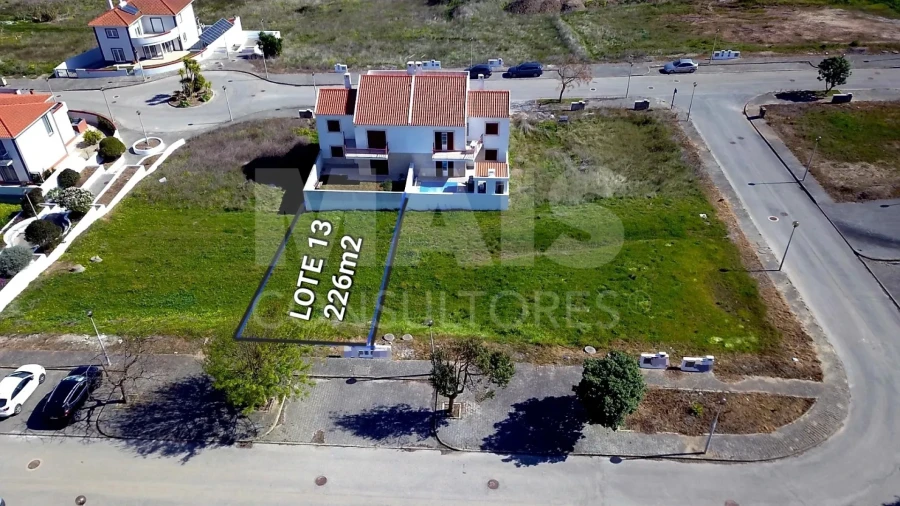 Terreno para Venda em Lourinhã e Atalaia Foto 3