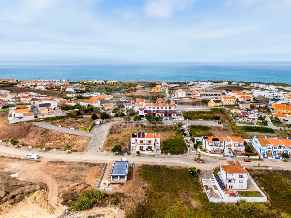 Terreno para Venda em Lourinhã e Atalaia Foto 4
