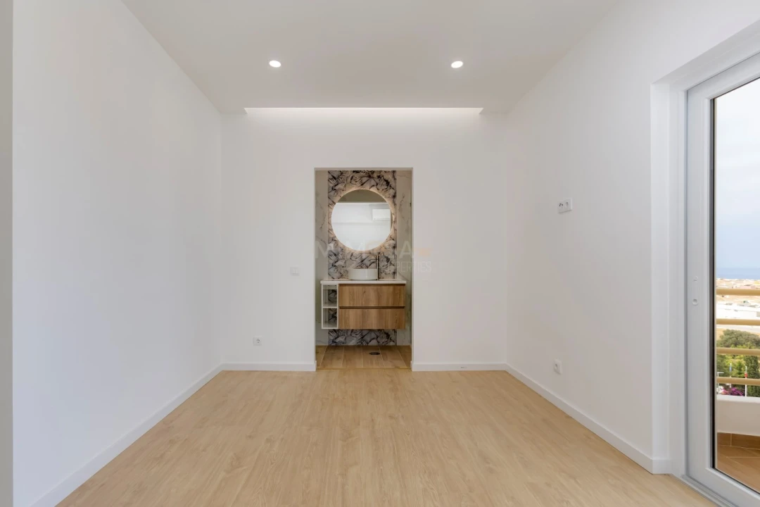 Apartamento T3 para Venda em Lagos (São Sebastião e Santa Maria) Foto 12