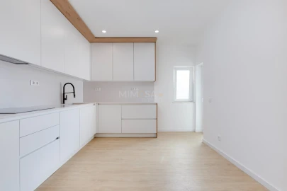 Apartamento T3 para Venda em Lagos (São Sebastião e Santa Maria)