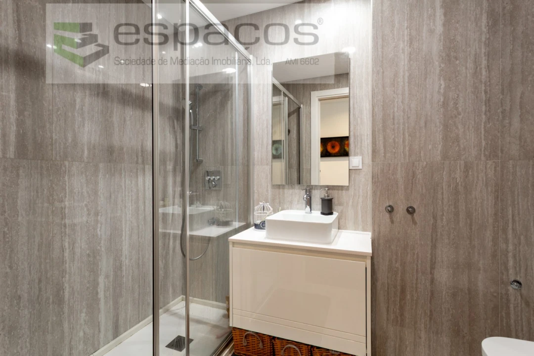 Apartamento T4 para Venda em Santa Iria de Azoia, São João da Talha e Bobadela Foto 34