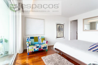 Apartamento T4 para Venda em Santa Iria de Azoia, São João da Talha e Bobadela