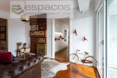 Apartamento T4 para Venda em Santa Iria de Azoia, São João da Talha e Bobadela