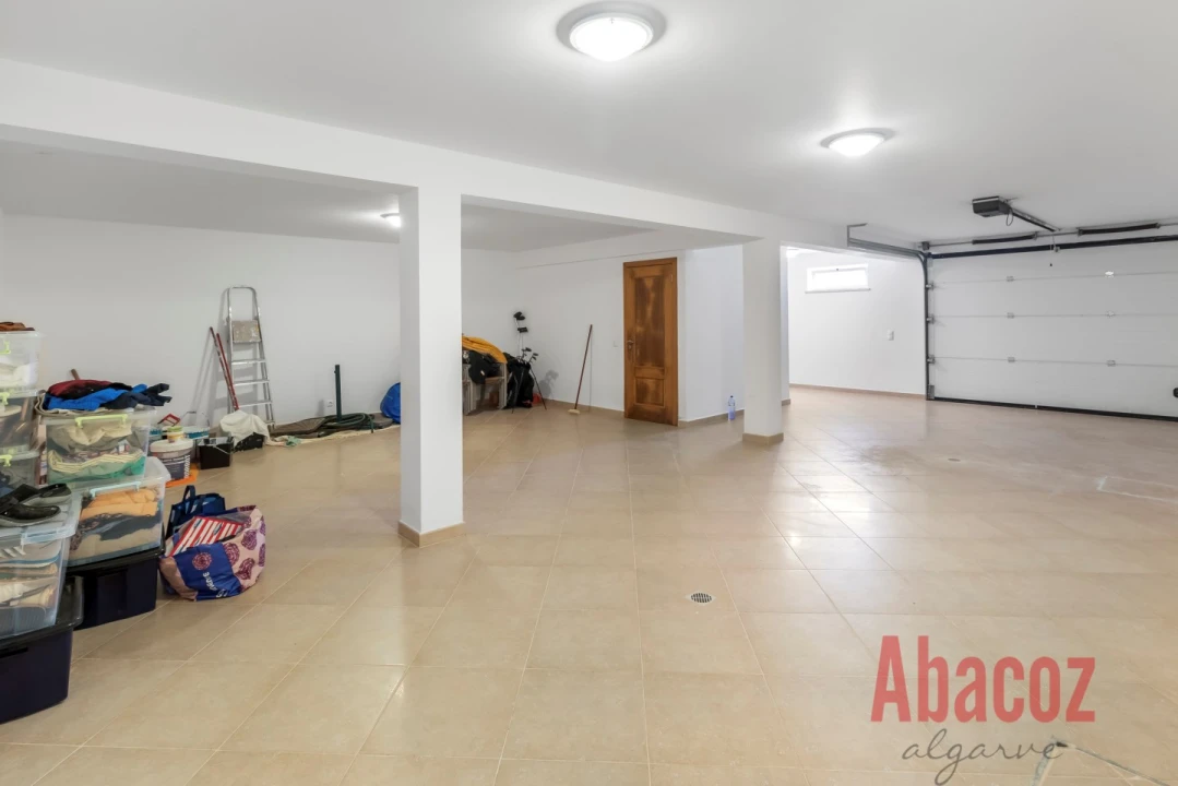 Moradia T2 para Venda em Odiaxere Foto 22