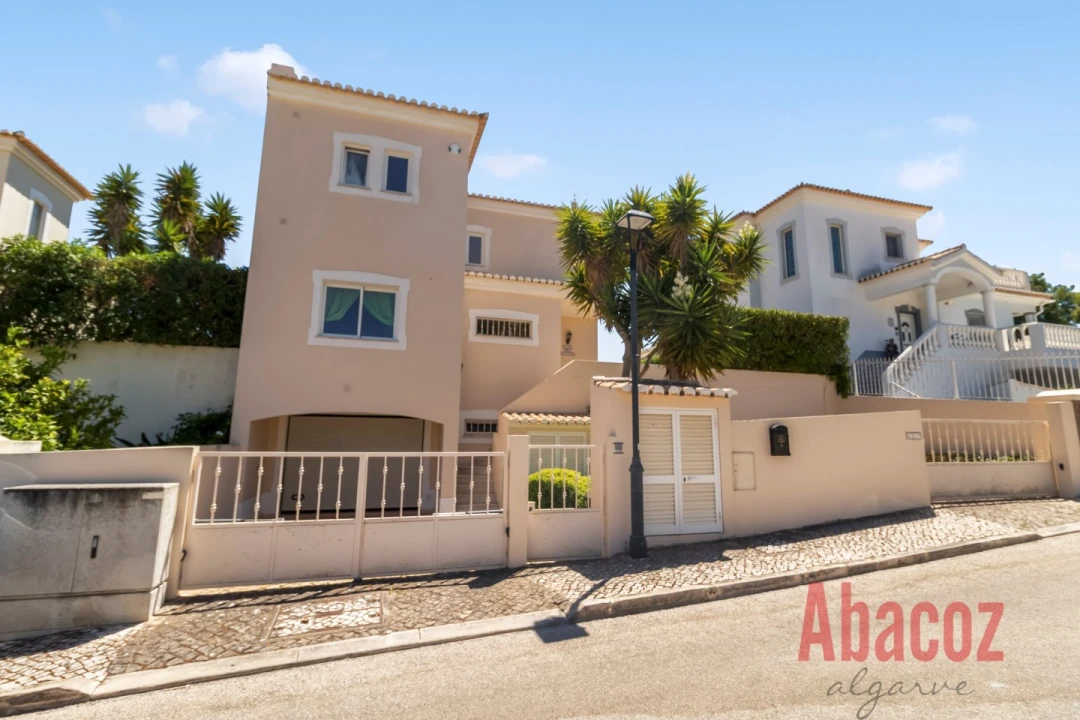 Moradia T2 para Venda em Odiaxere Foto 27
