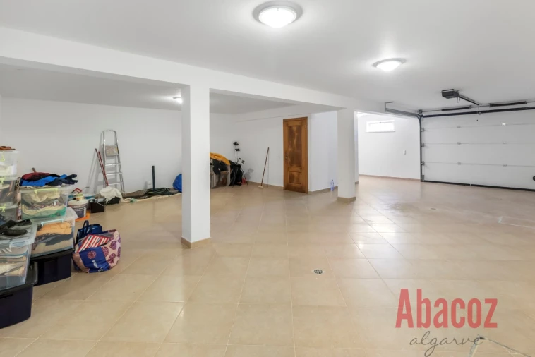 Moradia T2 para Venda em Odiaxere Foto 22