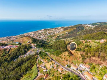 Terreno para Venda em Caniço