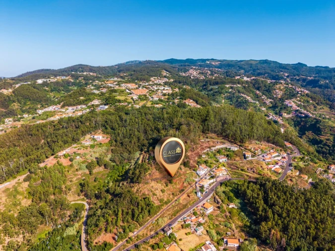 Terreno para Venda em Caniço Foto 2