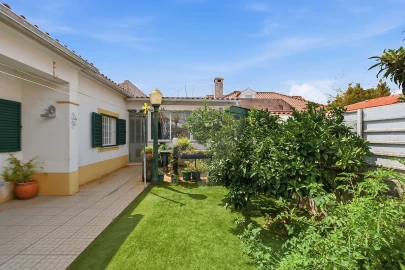 Moradia T3 para Venda em Azeitão (São Lourenço e São Simão)