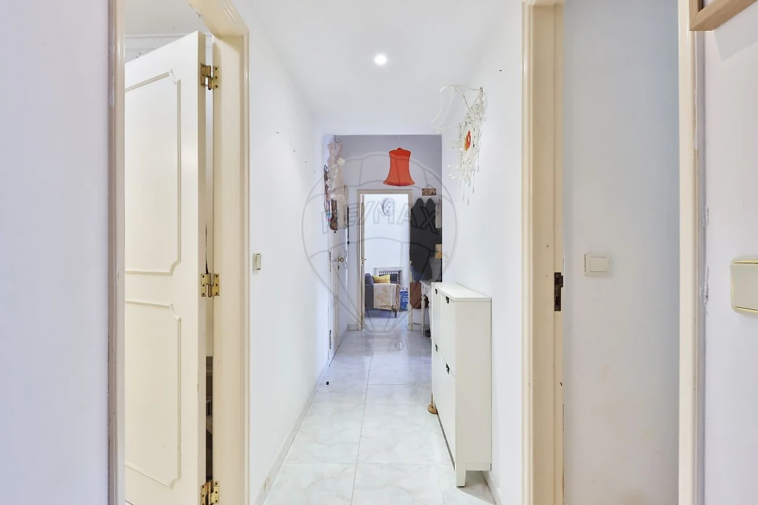 Apartamento T2 para Venda em Cacém e São Marcos Foto 14