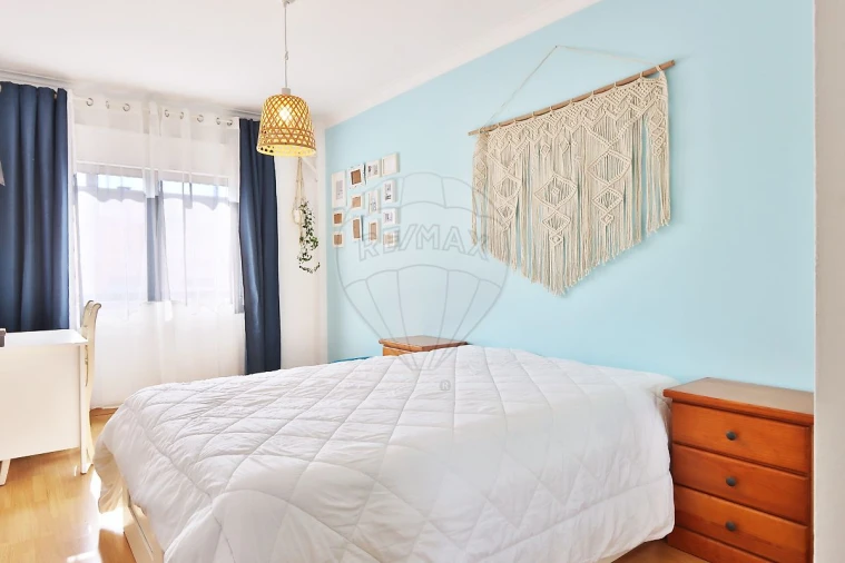 Apartamento T2 para Venda em Cacém e São Marcos Foto 12