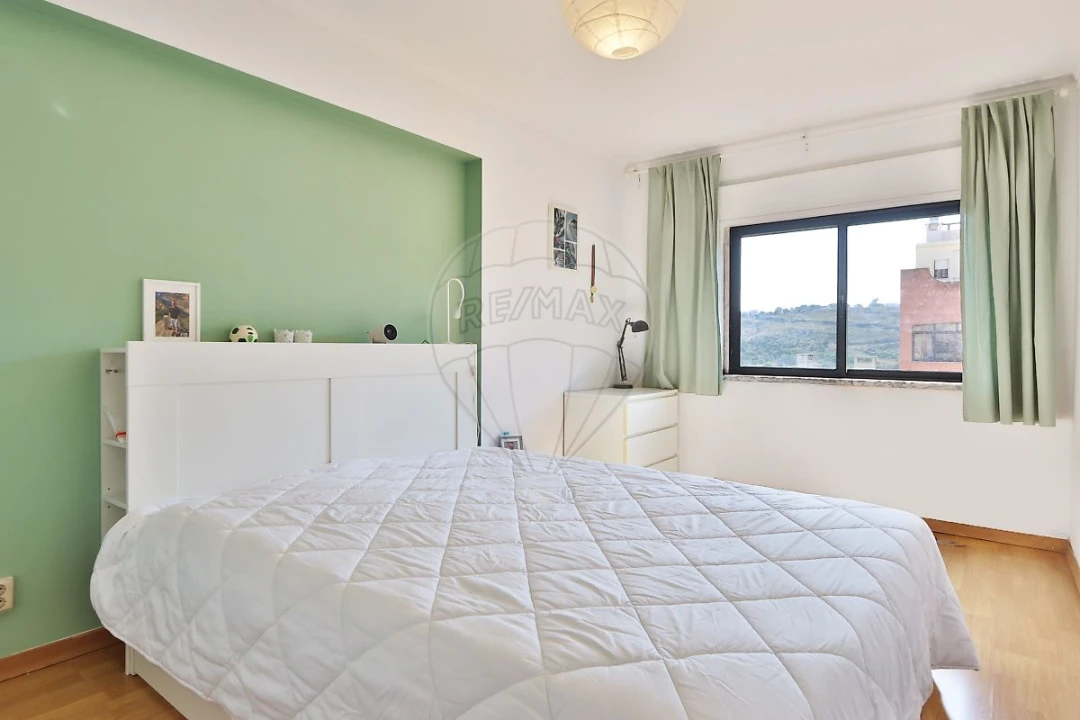 Apartamento T2 para Venda em Cacém e São Marcos Foto 9