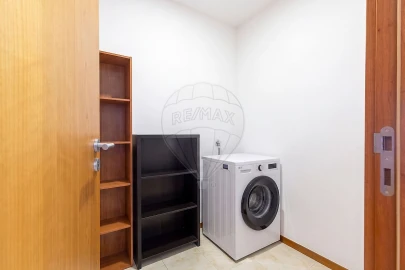 Apartamento T3 para Venda em A dos Cunhados e Maceira