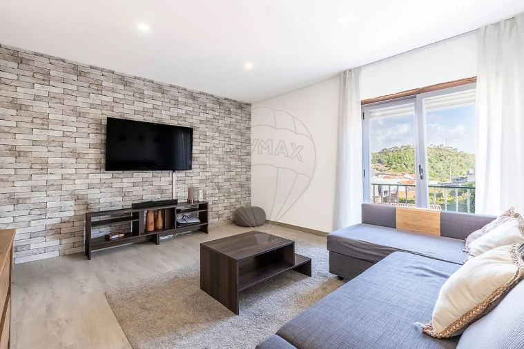 Apartamento T3 para Venda em A dos Cunhados e Maceira Foto 2