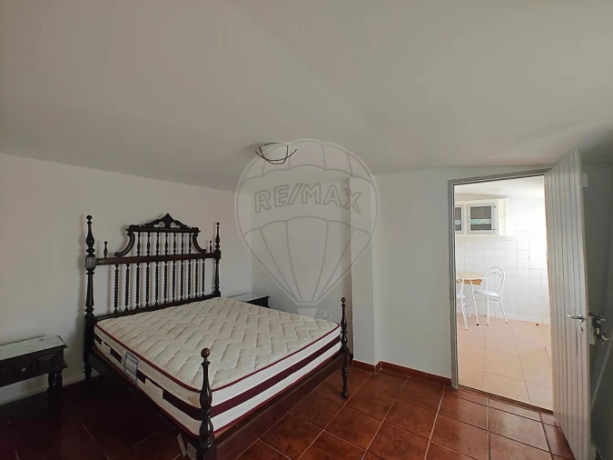 Moradia T2 para Venda em Santo Quintino Foto 15
