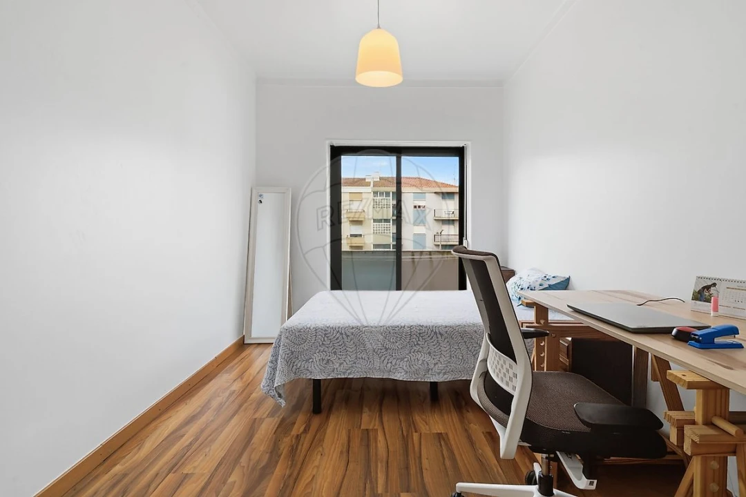 Apartamento T2 para Venda em Santa Maria, São Pedro e Matacães Foto 3