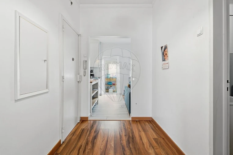 Apartamento T2 para Venda em Santa Maria, São Pedro e Matacães Foto 10