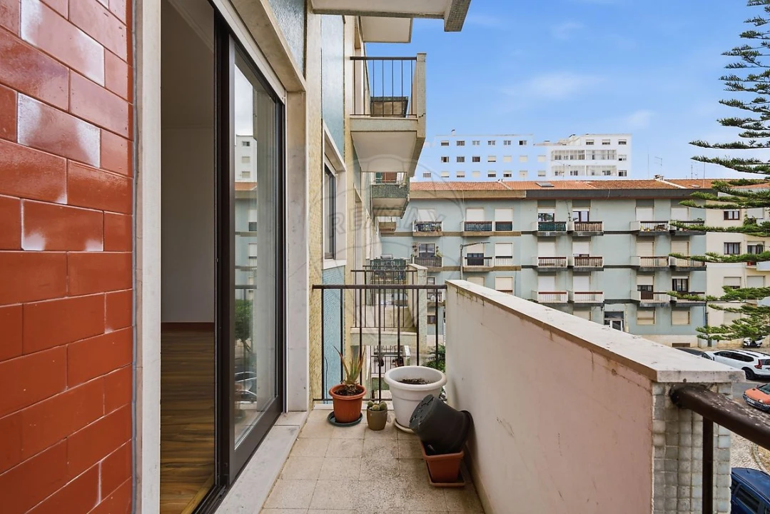 Apartamento T2 para Venda em Santa Maria, São Pedro e Matacães Foto 9