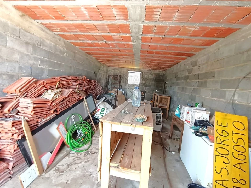 Moradia T3 para Venda em Santiago e São Simão de Litém e Albergaria dos Doze Foto 20