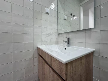 Apartamento T2 para Arrendamento em São Vicente