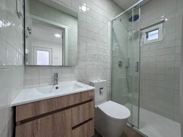 Apartamento T2 para Arrendamento em São Vicente