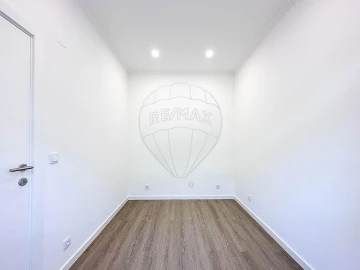 Apartamento T2 para Arrendamento em São Vicente