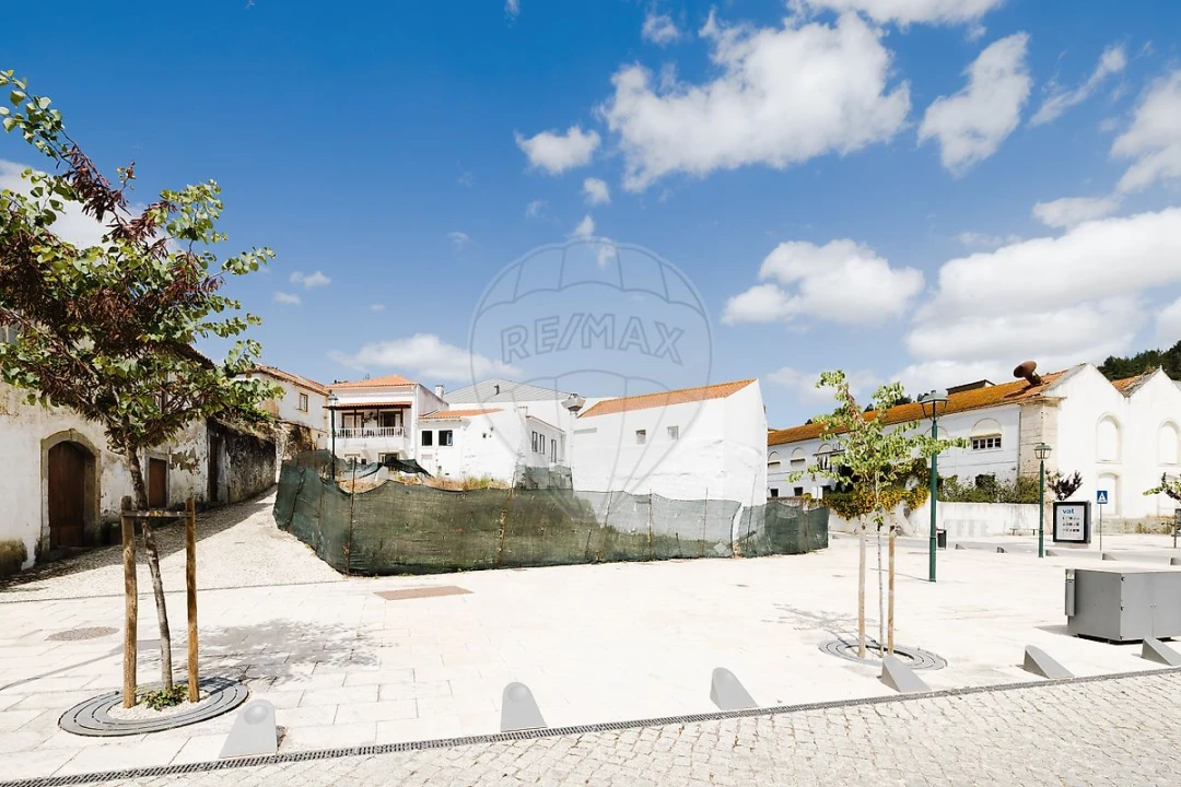 Terreno para Venda em Alenquer (Santo Estêvão e Triana) Foto 1