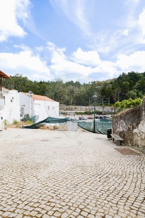 Terreno para Venda em Alenquer (Santo Estêvão e Triana)