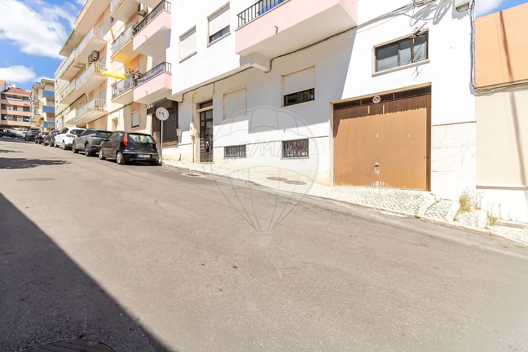 Garagem para Venda em Alverca do Ribatejo e Sobralinho Foto 9