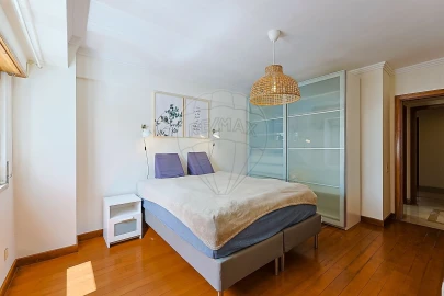 Apartamento T1 para Arrendamento em São Domingos de Benfica