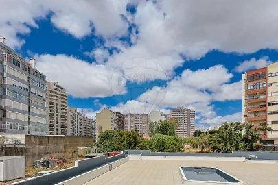 Apartamento T1 para Arrendamento em São Domingos de Benfica
