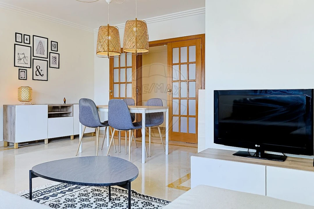 Apartamento T1 para Arrendamento em São Domingos de Benfica Foto 24