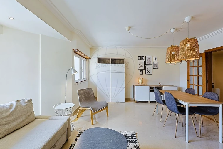 Apartamento T1 para Arrendamento em São Domingos de Benfica Foto 25