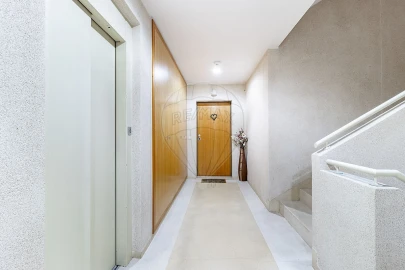 Apartamento T4 para Venda em São Mamede de Infesta e Senhora da Hora