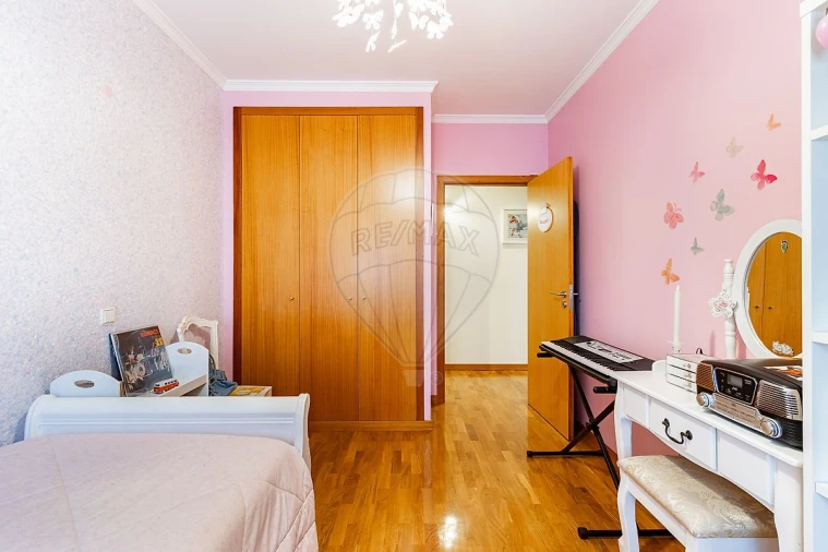 Apartamento T4 para Venda em São Mamede de Infesta e Senhora da Hora Foto 25
