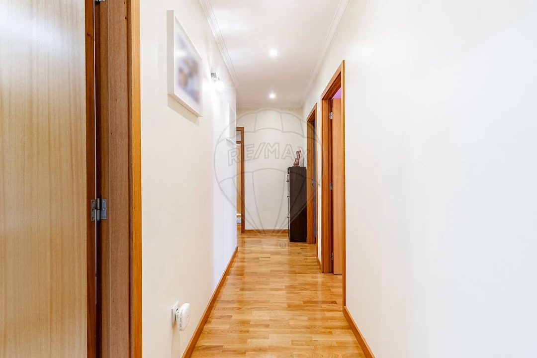 Apartamento T4 para Venda em São Mamede de Infesta e Senhora da Hora Foto 20