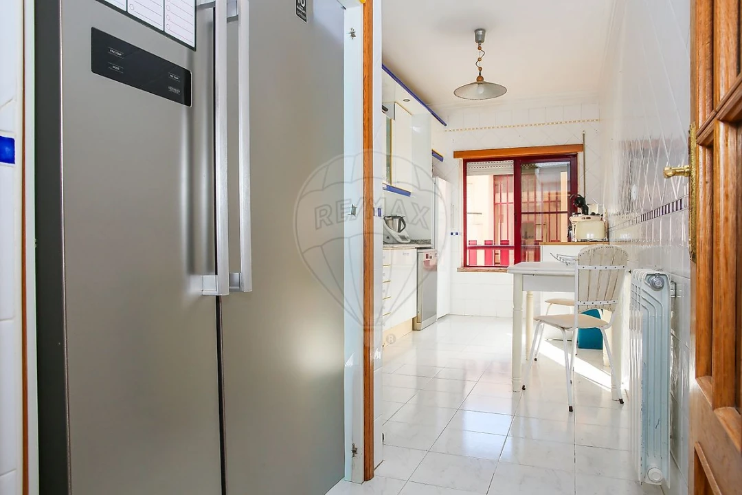 Apartamento T3 para Venda em Castanheira do Ribatejo e Cachoeiras Foto 8