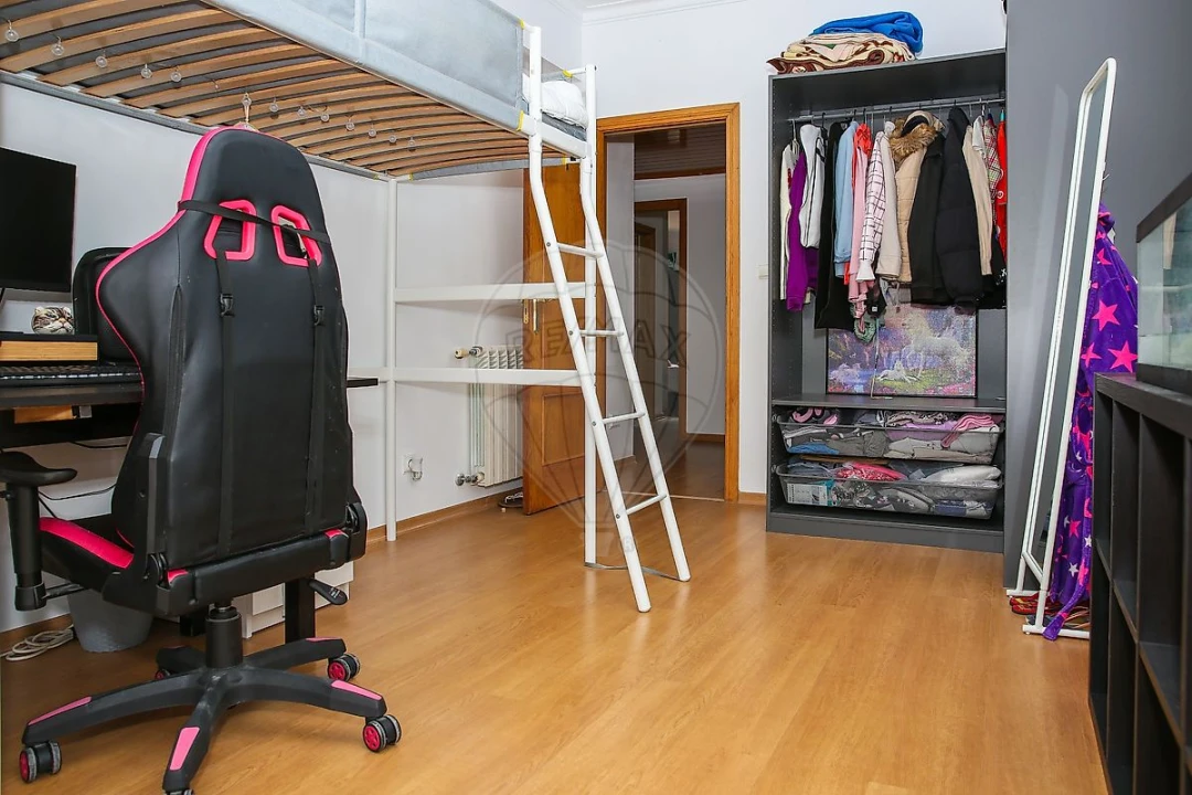Apartamento T3 para Venda em Castanheira do Ribatejo e Cachoeiras Foto 28
