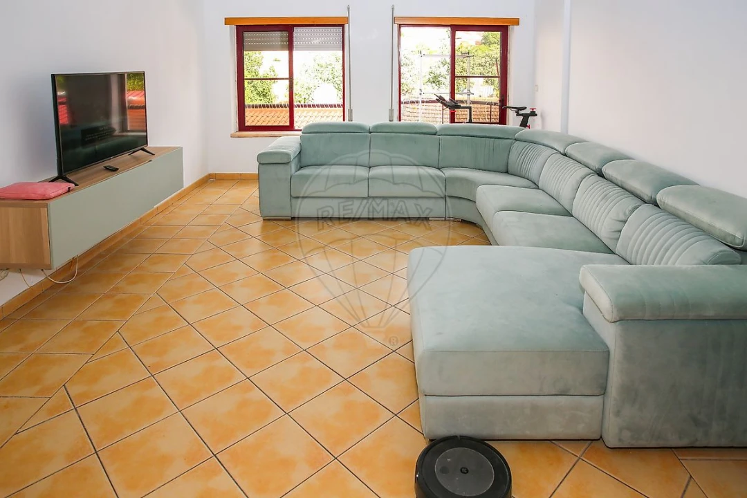 Apartamento T3 para Venda em Castanheira do Ribatejo e Cachoeiras Foto 10