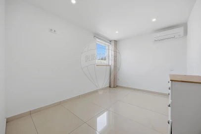 Moradia T3 para Venda em Vila das Aves