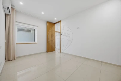 Moradia T3 para Venda em Vila das Aves