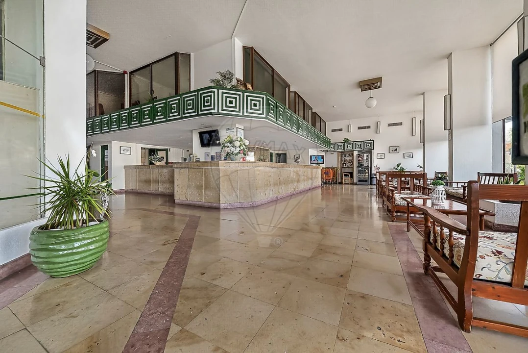 Apartamento T0 para Venda em Albufeira e Olhos de Água Foto 15