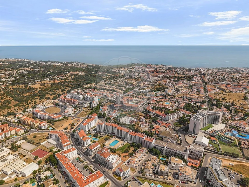 Apartamento T0 para Venda em Albufeira e Olhos de Água Foto 16